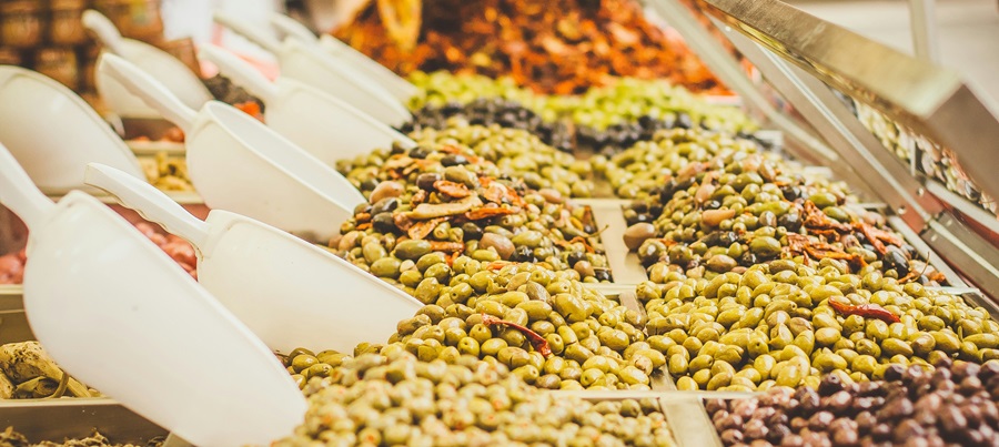 Olives in a Provence market